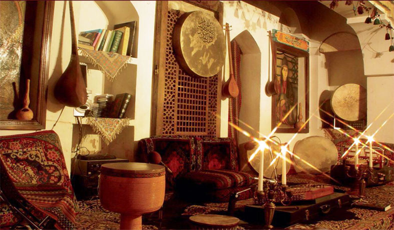 حوضخانه هزار دستان، برگی بر دست های شهرزاد قصه گو!